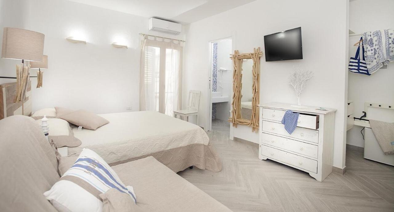 B&B Jolie Santa Teresa Gallura Extérieur photo
